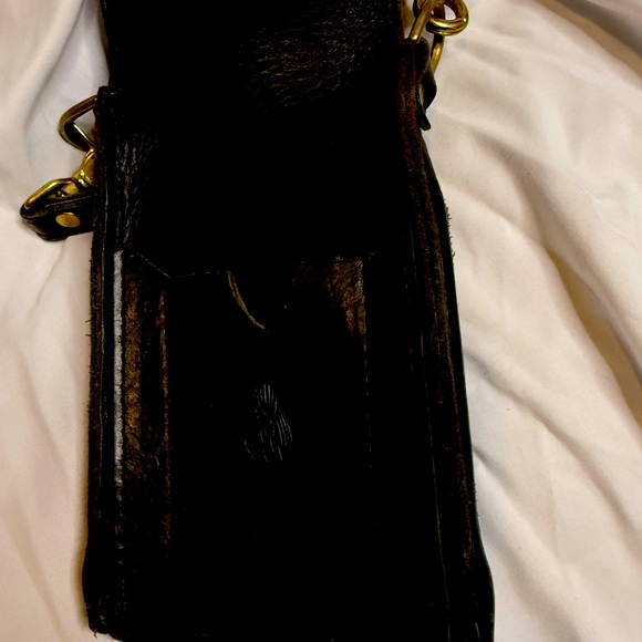 Seel Phone Crossbody - Picture 5 of 5